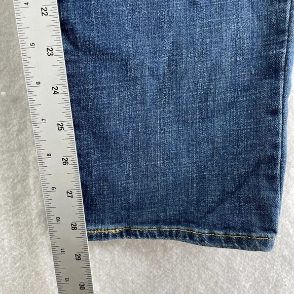 Levi's Jeans Women's Sz 28 Blue Classic Straight Leg Mid-Rise Stretch Denim - Picture 5 of 9